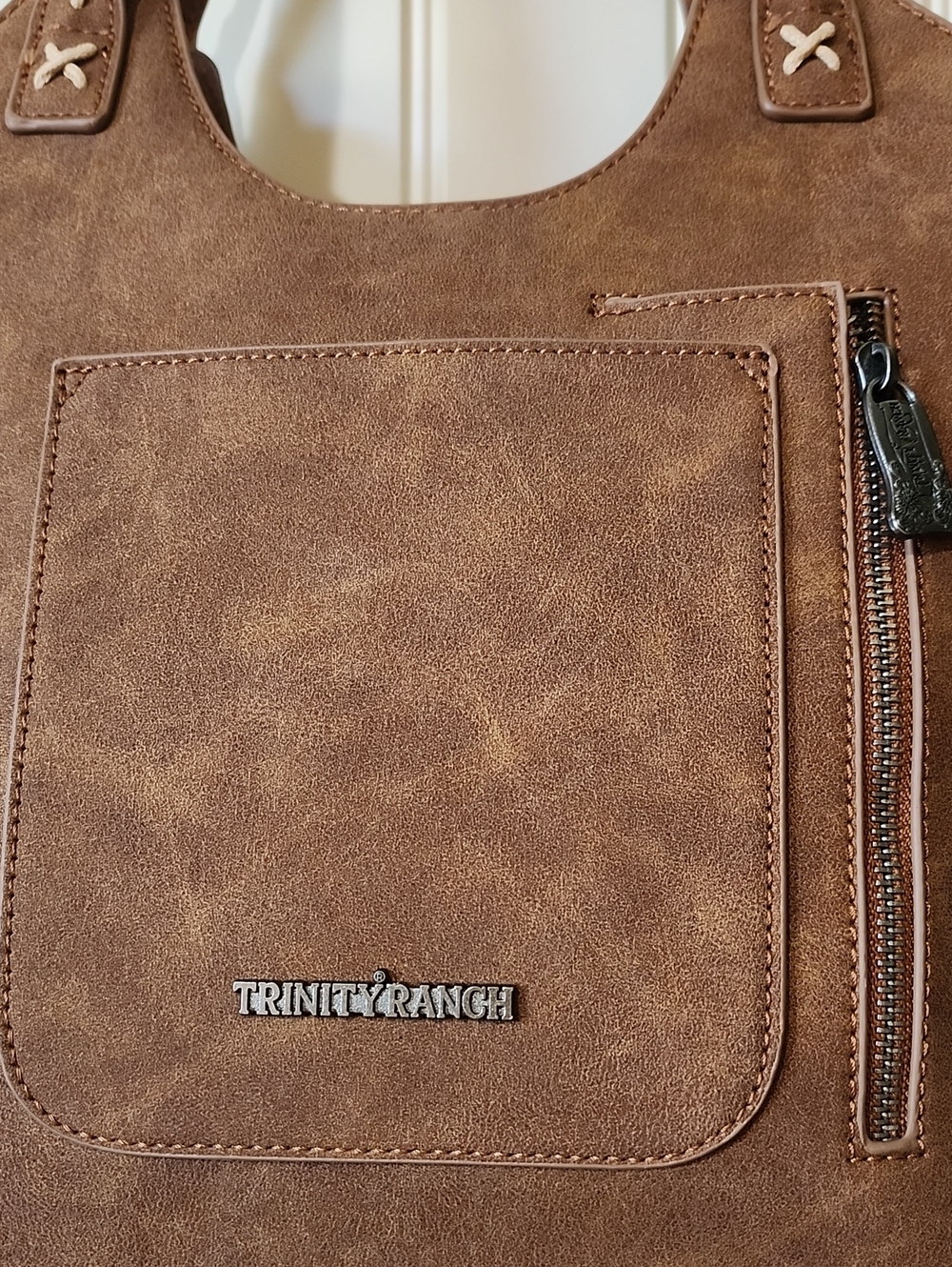 Trinity Ranch Cowhide Tooled Tote Bag Conceal Carry NWT - Picture 9 of 14